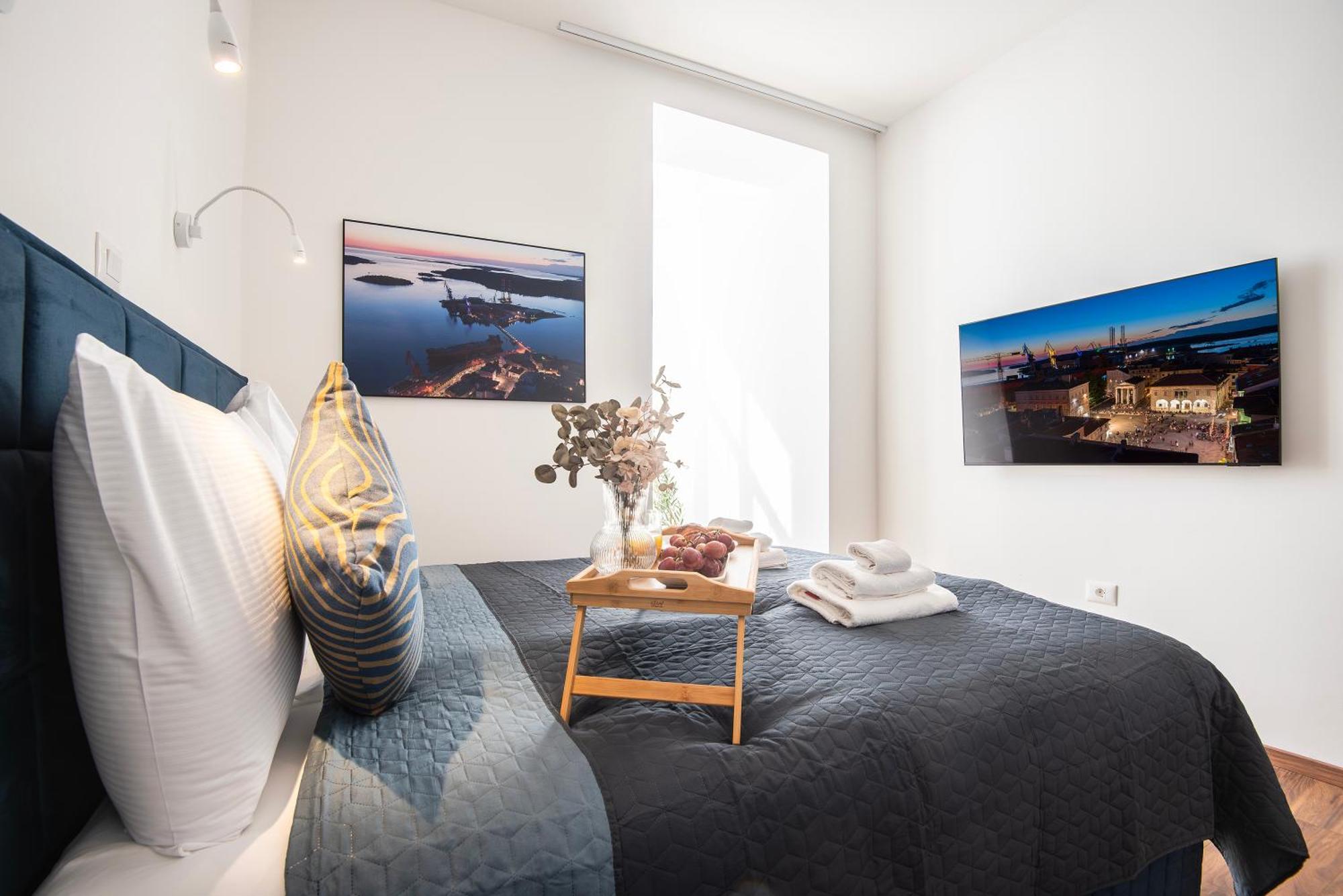 D&A Central Luxury Apartments With Free Parking Pula Eksteriør billede
